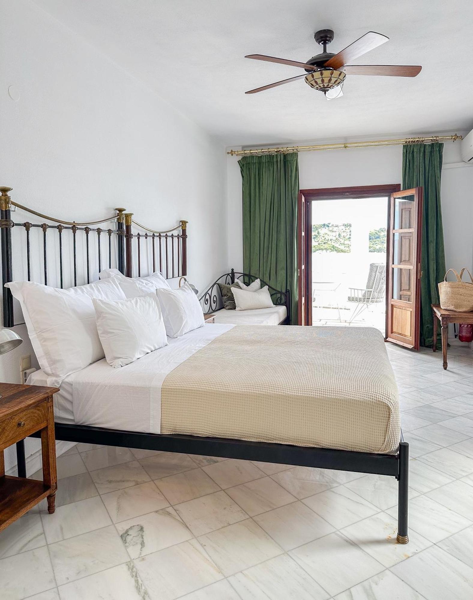 Ourania'S Mansion Hotel Skiathos Town Ngoại thất bức ảnh