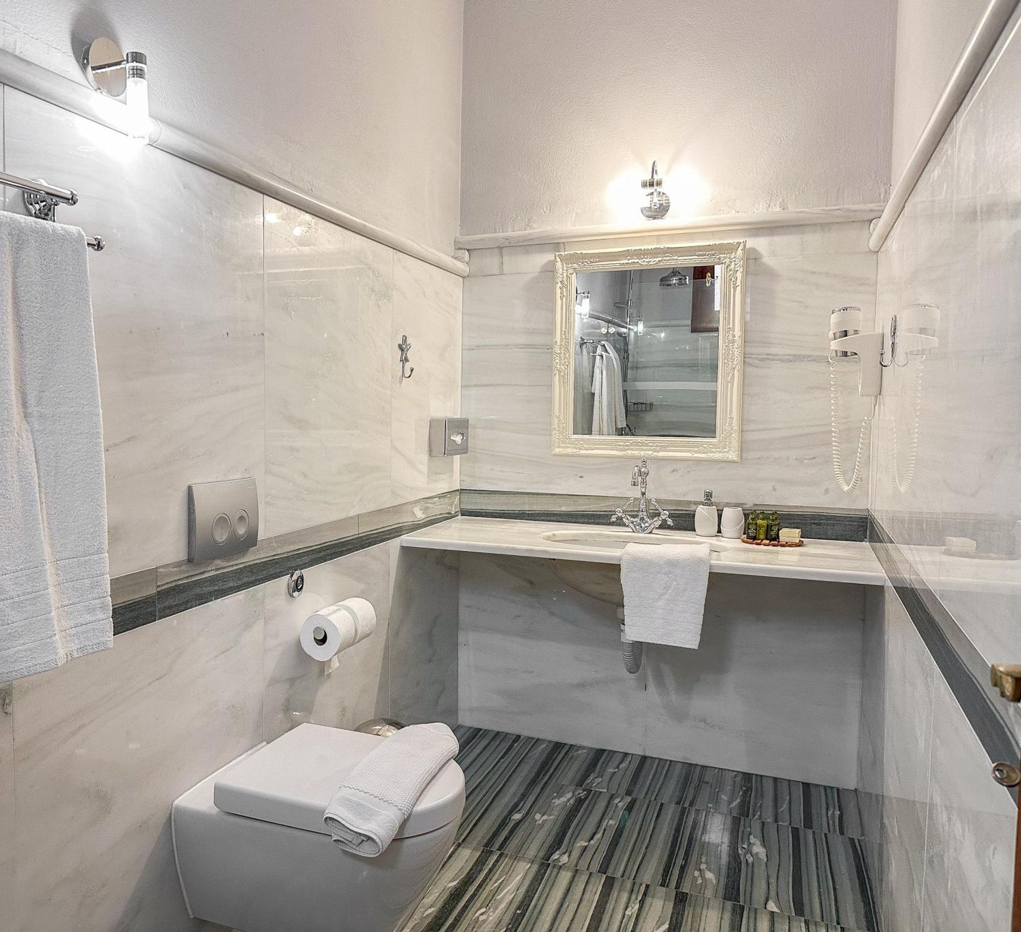 Ourania'S Mansion Hotel Skiathos Town Phòng bức ảnh