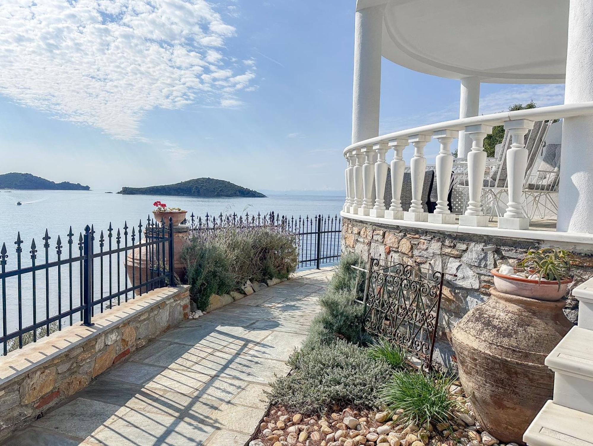 Ourania'S Mansion Hotel Skiathos Town Ngoại thất bức ảnh